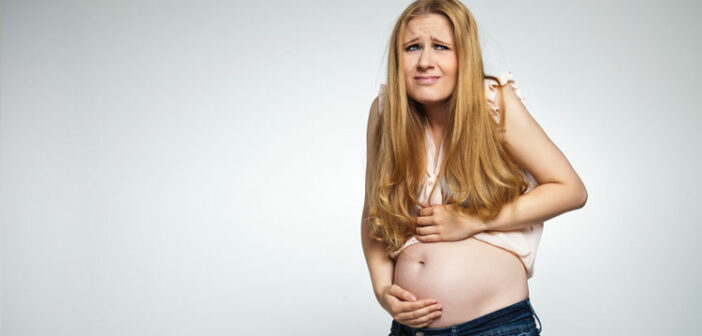 Viele Frauen bekommen von den Braxton-Hicks-Kontraktionen bzw. Vorwehen kaum etwas mit, vor allem nicht zu Beginn der Schwangerschaft.