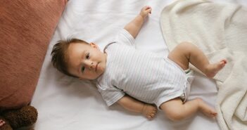 Die passende Ausstattung für den gesunden Schlaf des Kindes