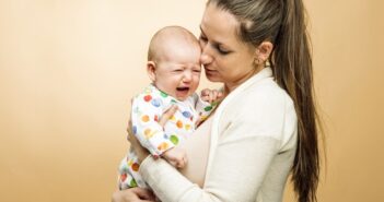 Baby schläft nicht: Tipps für frischgebackene Eltern