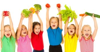 Gesunde Ernährung für Kinder: Über eine Ernährungsberatung zu mehr Gesundheit? (Foto-Shutterstock: alexkatkov )