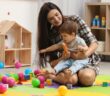 Babysitter werden: Checkliste für Schüler & Co. (Foto: shutterstock_New Africa)