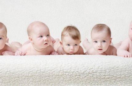 Beliebte Vornamen in Europa: Die Top 10 (Foto: AdobeStock 72570808 Aliaksei Lasevich)