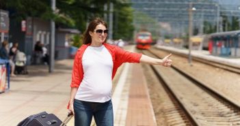Schwangerschaftsurlaub: Tipps für das geeignete Reiseziel, Zeitpunkt und (Foto: AdobeStock - Aidman 159597676)