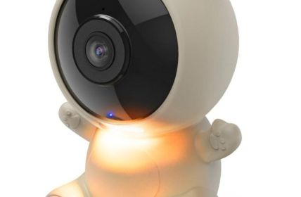 Kindgerechte Teddykamera streamt Full HD Bilder direkt aufs (Foto: Hama GmbH & Co KG)